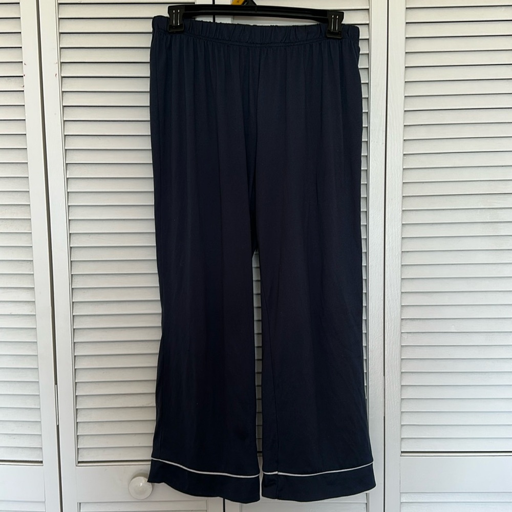 BCBGMAXAZRIA Women's Pajama Set Short Sleeve Notch Collar with Pants-NAVY/WHITE - Picture 4 of 8